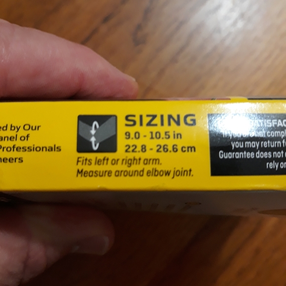 3M Futuro Performance Mild Support Compression Arm Sleeve S M Small Medium New - Picture 3 of 5